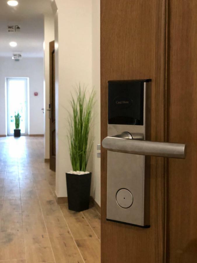 Hotel Bonus Kolomiya Ngoại thất bức ảnh