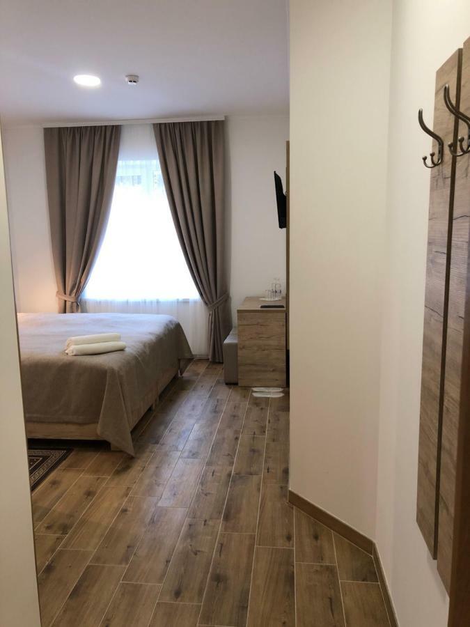 Hotel Bonus Kolomiya Ngoại thất bức ảnh